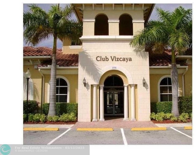 3 of 21 - 4944 Sw 140th Ter, Hollywood, FL