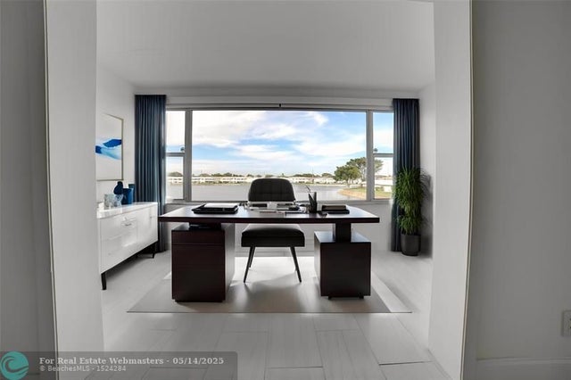 3 of 28 - 1801 Ocean Dr 214, Boynton Beach, FL