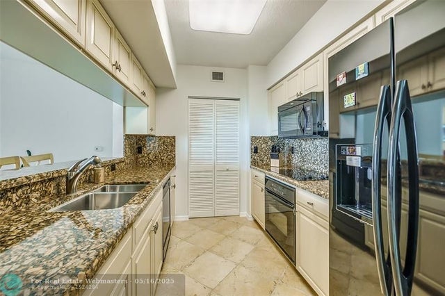 5 of 36 - 347 N New River Dr 2801, Fort Lauderdale, FL