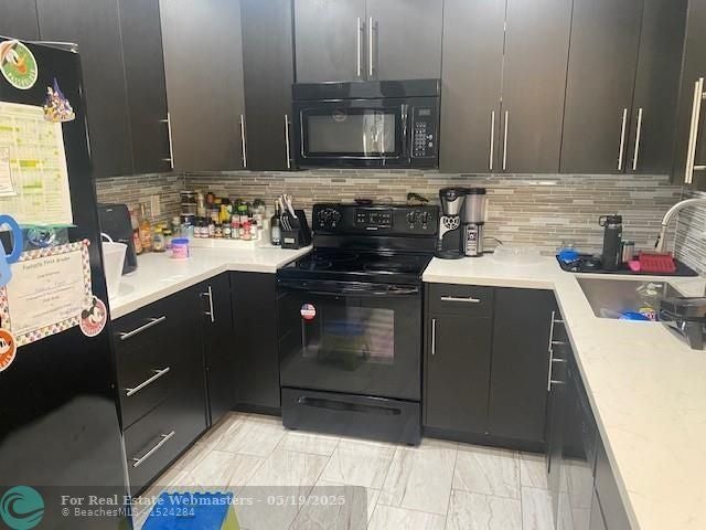 4 of 13 - 2581 Carambola Cir, Pompano Beach, FL