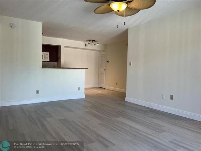 3 of 23 - 875 Riverside Dr, Coral Springs, FL