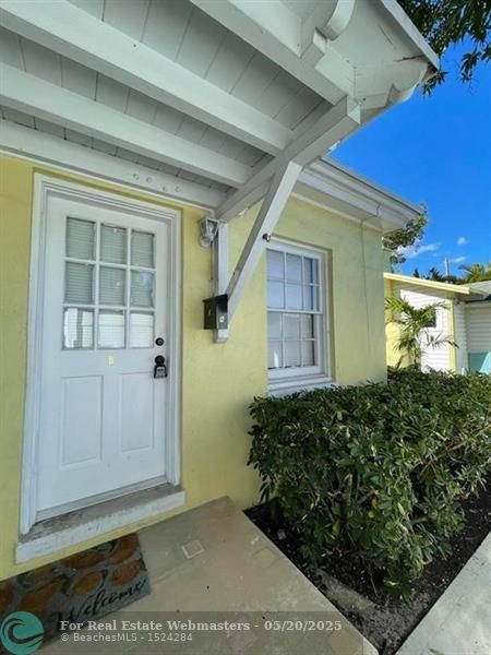 1 of 5 - 104 Ne 4th Ave B, Delray Beach, FL