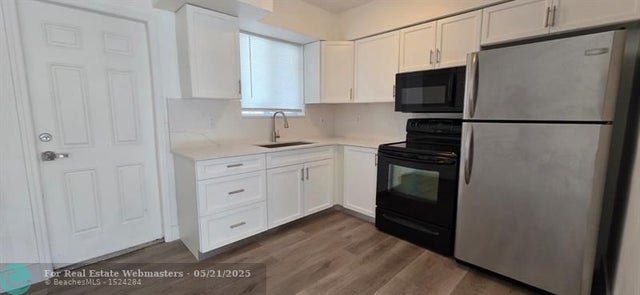 3 of 25 - 1849 Sherman St 1, Hollywood, FL