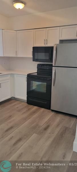4 of 25 - 1849 Sherman St 1, Hollywood, FL