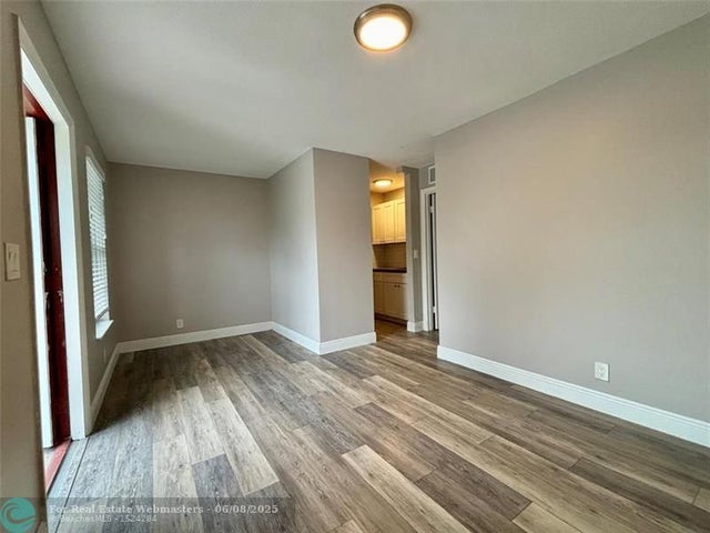 3 of 15 - 505 N J St 1, Lake Worth, FL