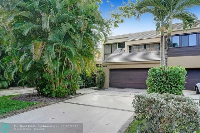 1 of 42 - 702 Saint Albans Dr 702, Boca Raton, FL
