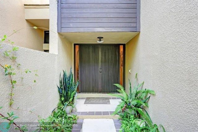 3 of 42 - 702 Saint Albans Dr 702, Boca Raton, FL