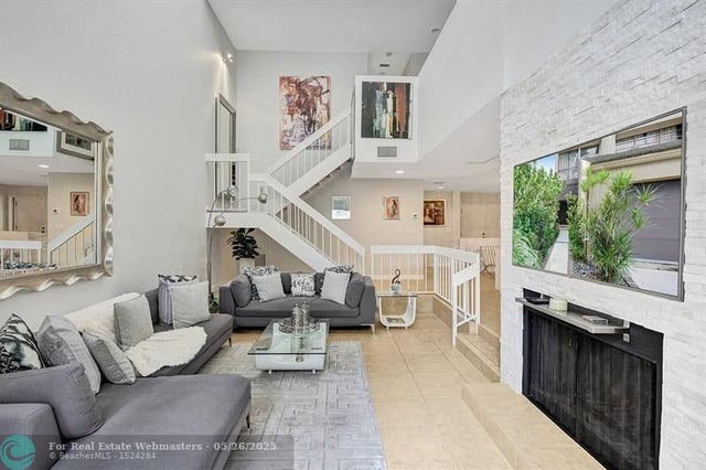 5 of 42 - 702 Saint Albans Dr 702, Boca Raton, FL
