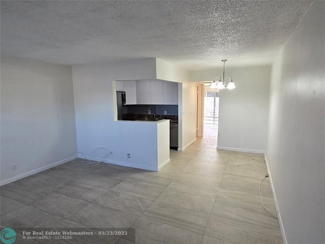 5 of 35 - 98 E Northampton, West Palm Beach, FL