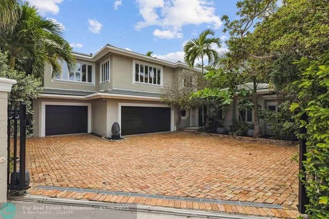 4 of 100 - 3301 Ne 16th St, Fort Lauderdale, FL