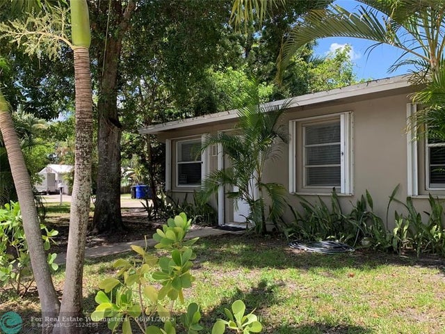 4 of 31 - 801 Sw 10th St 1, Fort Lauderdale, FL
