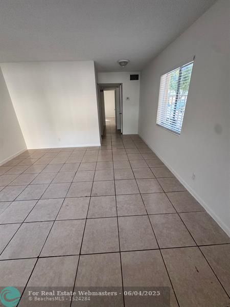 5 of 11 - 515 S Sequoia Dr 104, West Palm Beach, FL