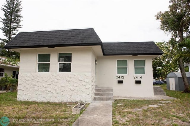1 of 17 - 2412 Sherman St, Hollywood, FL