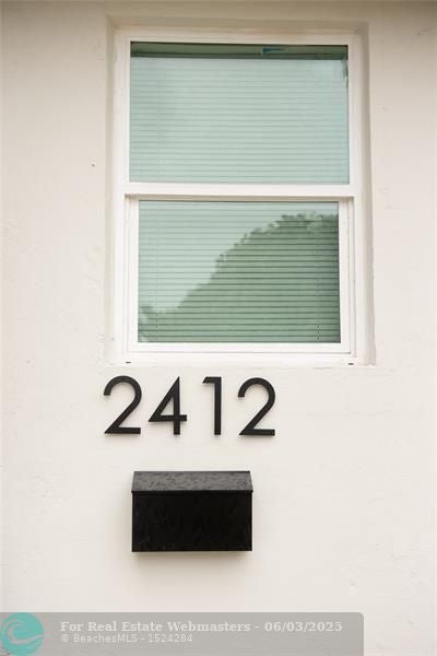 3 of 17 - 2412 Sherman St, Hollywood, FL