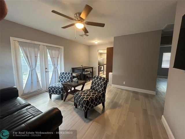 3 of 9 - 321 Sw 14th St, Fort Lauderdale, FL