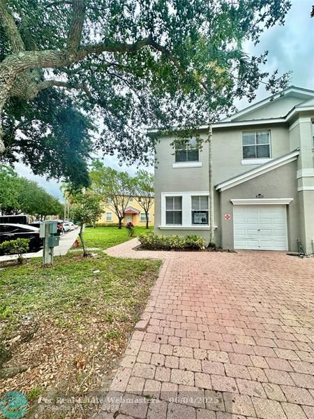1 of 11 - 2222 Shoma Dr, Royal Palm Beach, FL
