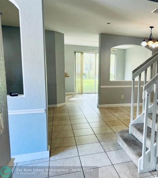 2 of 11 - 2222 Shoma Dr, Royal Palm Beach, FL