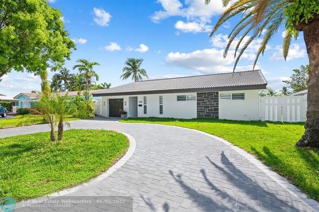 2 of 24 - 420 Se 13th Ave, Pompano Beach, FL