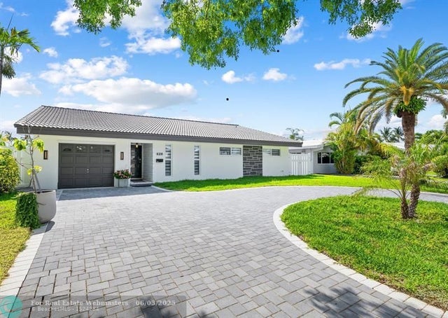 3 of 24 - 420 Se 13th Ave, Pompano Beach, FL
