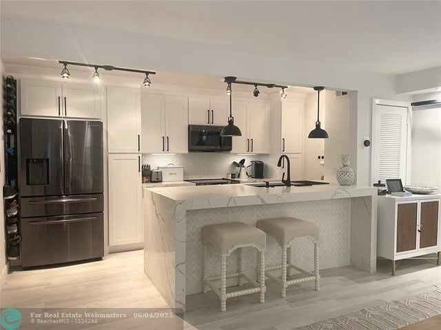 2 of 28 - 1405 Miami Rd 9, Fort Lauderdale, FL