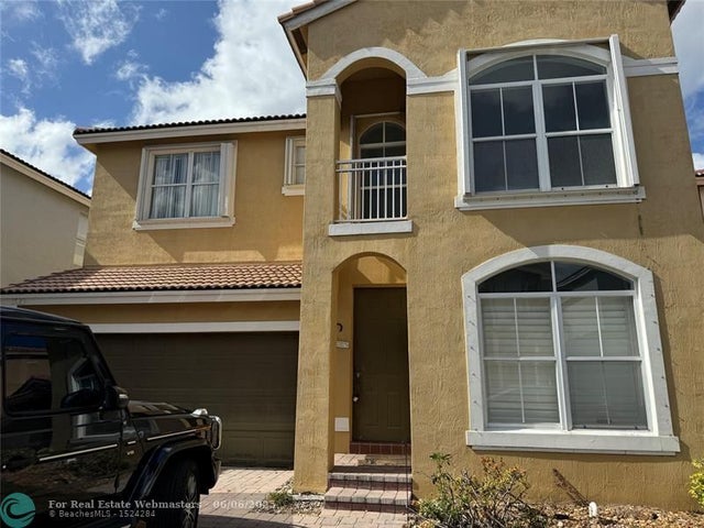 1 of 8 - N/A, Hollywood, FL