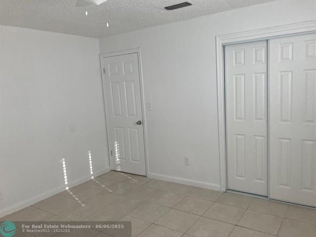 4 of 9 - 3600 Riverside Dr B, Coral Springs, FL