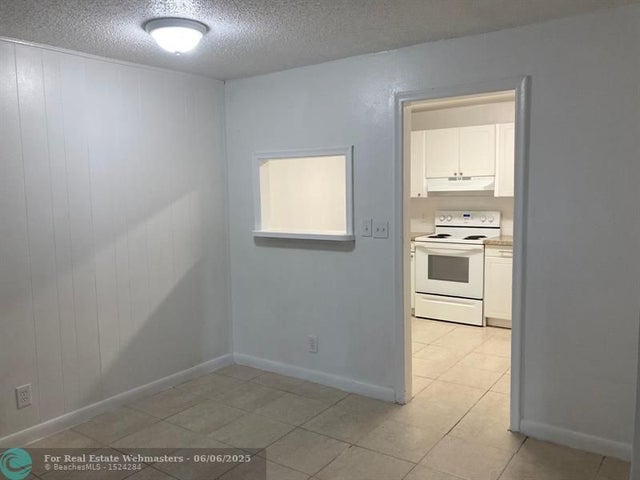5 of 9 - 3600 Riverside Dr B, Coral Springs, FL
