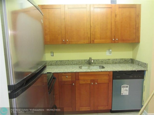 2 of 17 - 626 Nw 13th St 28, Boca Raton, FL