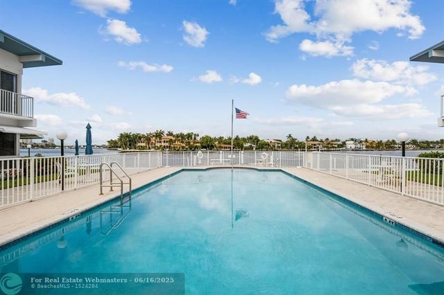 2 of 16 - 425 Bayshore Drive 40, Fort Lauderdale, FL
