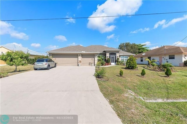 5 of 52 - 221 Sw Kestor Dr, Port St. Lucie, FL