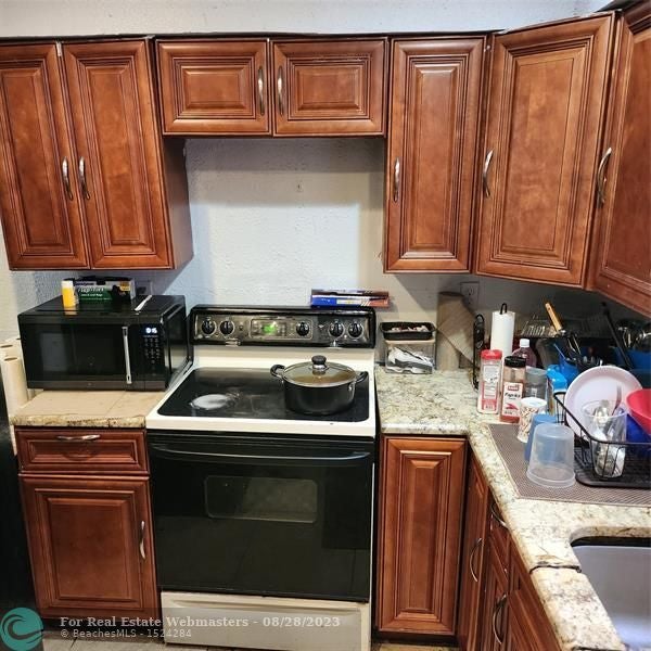 2 of 6 - 2942 Nw 6th Ct, Pompano Beach, FL
