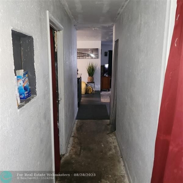 5 of 6 - 2942 Nw 6th Ct, Pompano Beach, FL