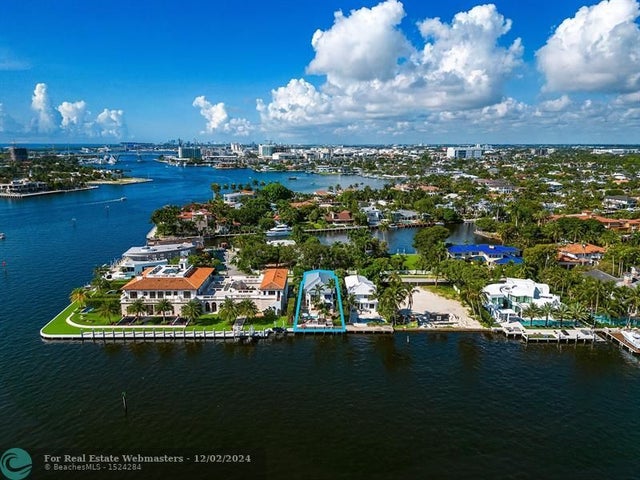 3 of 24 - 1833 Se 7th St, Fort Lauderdale, FL