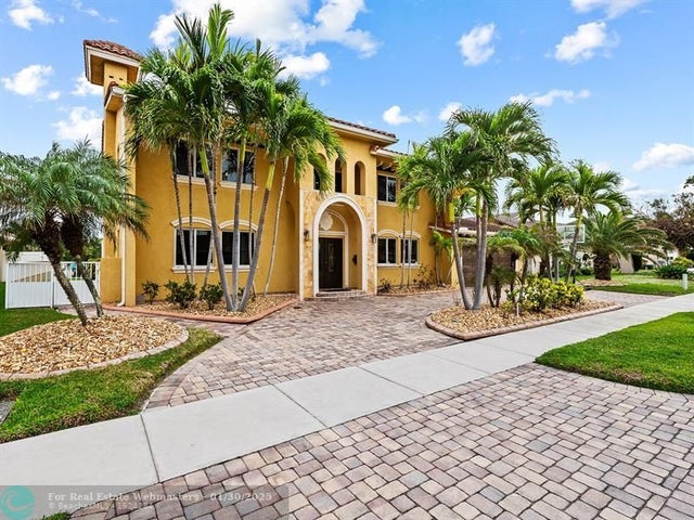 1 of 52 - 1512 Se 12th St, Deerfield Beach, FL