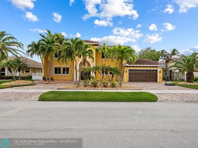 3 of 52 - 1512 Se 12th St, Deerfield Beach, FL