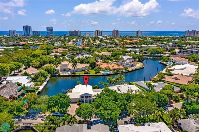 2 of 43 - 2 Compass Ln, Fort Lauderdale, FL
