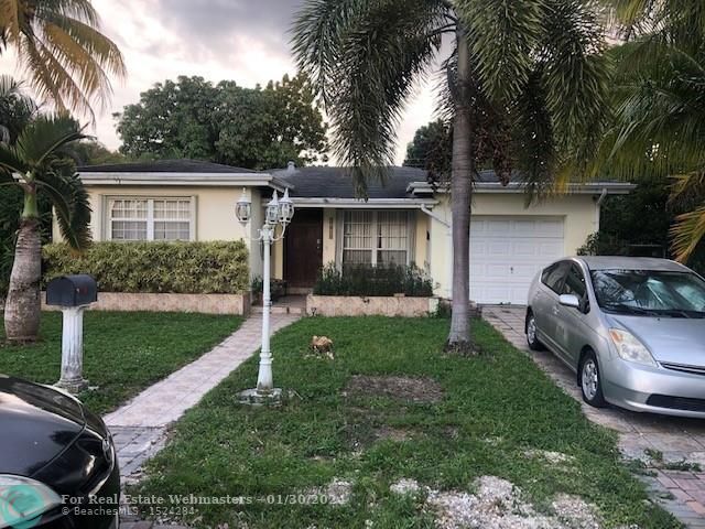 1 of 2 - 1660 Ne 174th St, North Miami Beach, FL