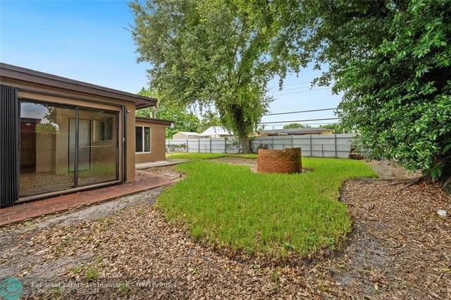 4 of 15 - 1821 Nw 186th St, Miami Gardens, FL