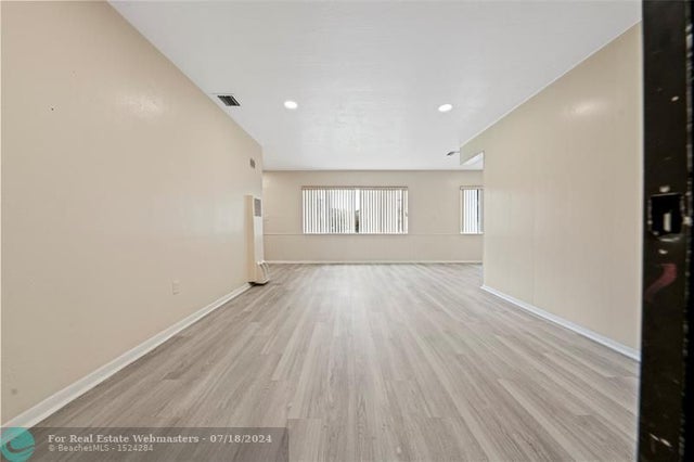 5 of 15 - 1821 Nw 186th St, Miami Gardens, FL