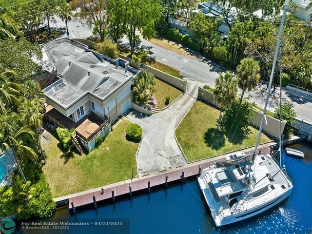2 of 8 - 1401 Se 9th St, Fort Lauderdale, FL