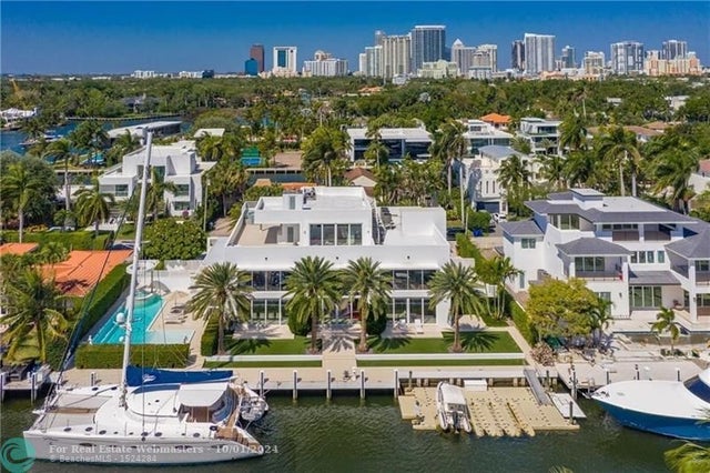 2 of 70 - 500 Isle Of Capri Dr, Fort Lauderdale, FL