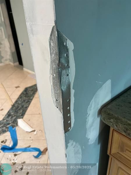 2 of 18 - 5507 W Park Rd, Hollywood, FL