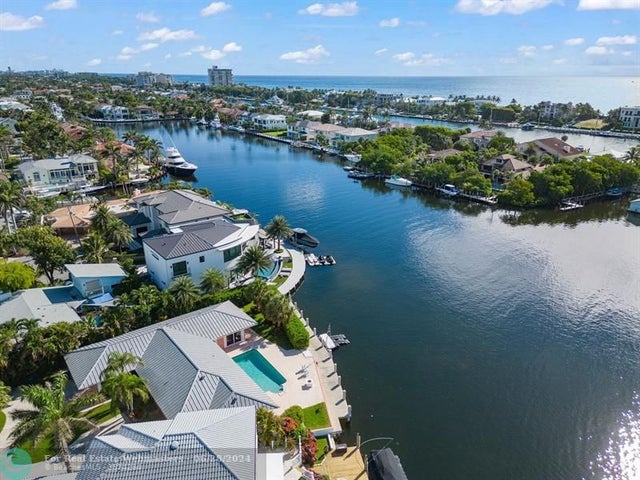 4 of 29 - 2830 Ne 29th St, Lighthouse Point, FL