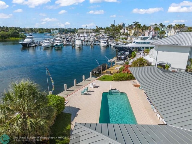 5 of 29 - 2830 Ne 29th St, Lighthouse Point, FL