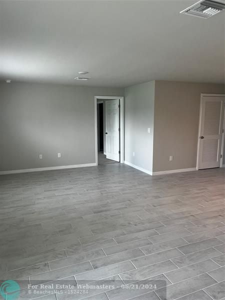 5 of 23 - 4021 35th St, Lehigh Acres, FL