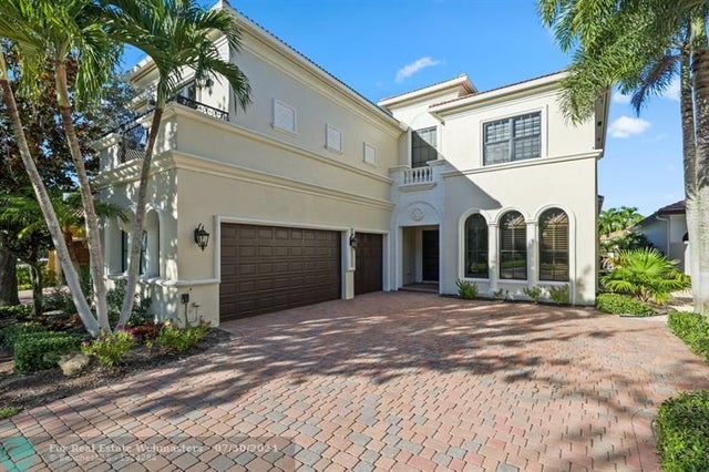 2 of 100 - 17760 Villa Club Way, Boca Raton, FL