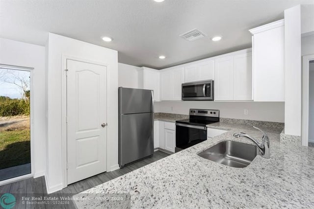 2 of 11 - 1513 Merriment Way, Fort Pierce, FL