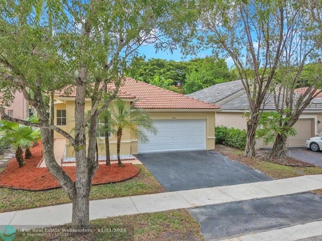 5 of 64 - 941 Bluewood Ter, Weston, FL