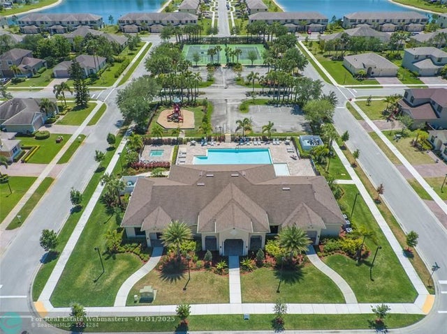 5 of 35 - 10029 W Verona Cir, Vero Beach, FL