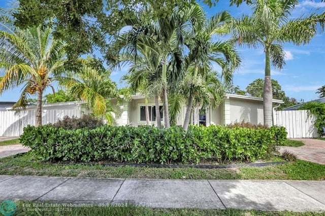 2 of 24 - 5332 Ne 15th Ave, Pompano Beach, FL